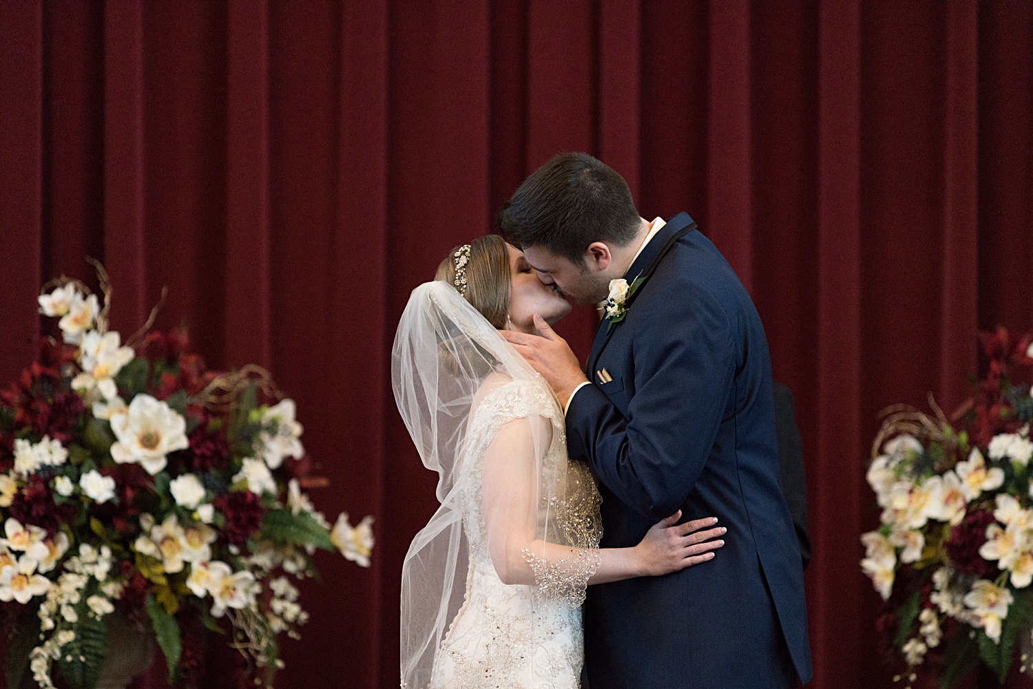 Ceremony Photos-Unity-Village-Wedding-Photos-Unity-Village-Missouri-Emily-Lynn-Photography