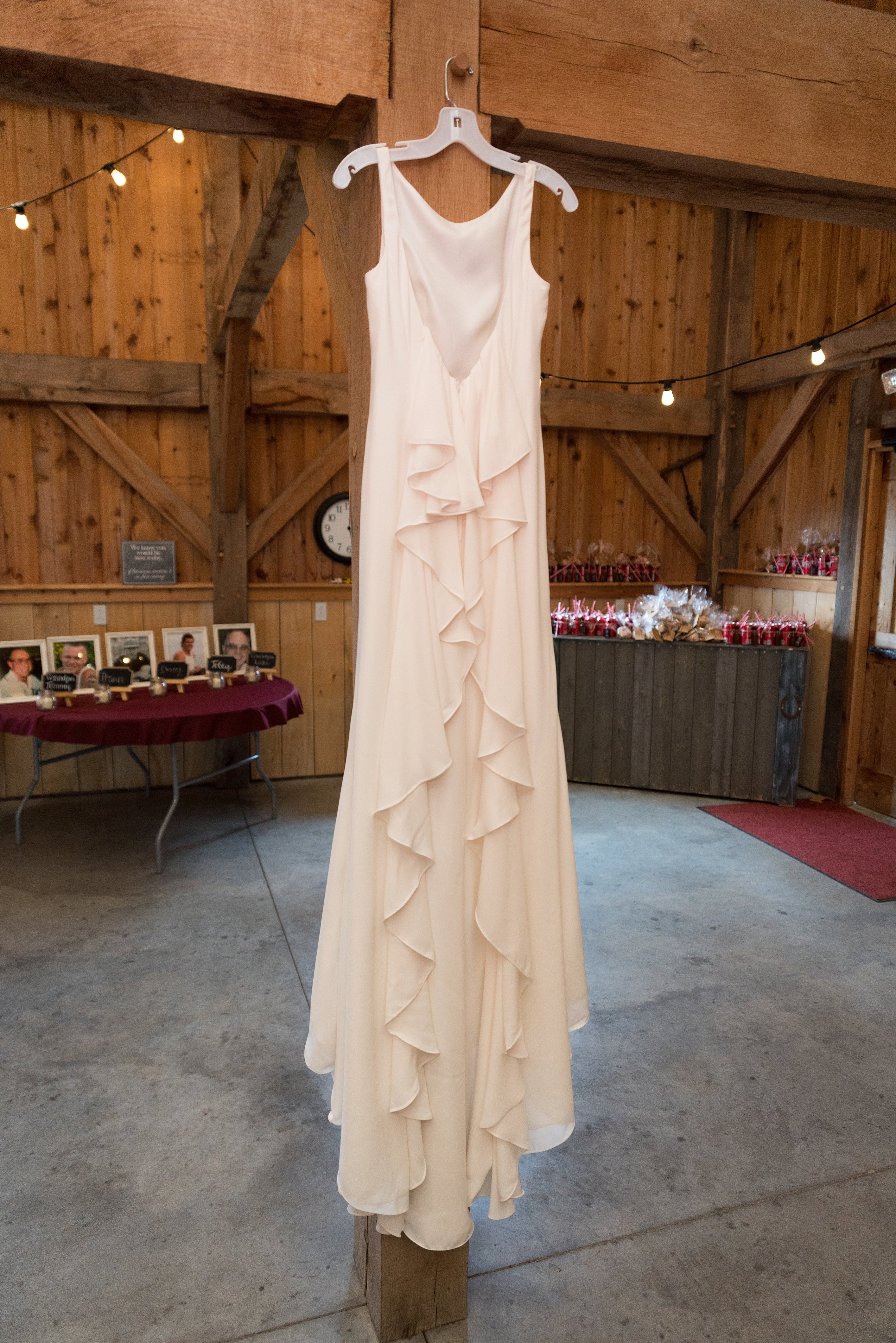 Wedding-Details-Photos-The-Barn-at-Kill-Creek-Wedding-Photos-De-Soto-KS-Emily-Lynn-Photography