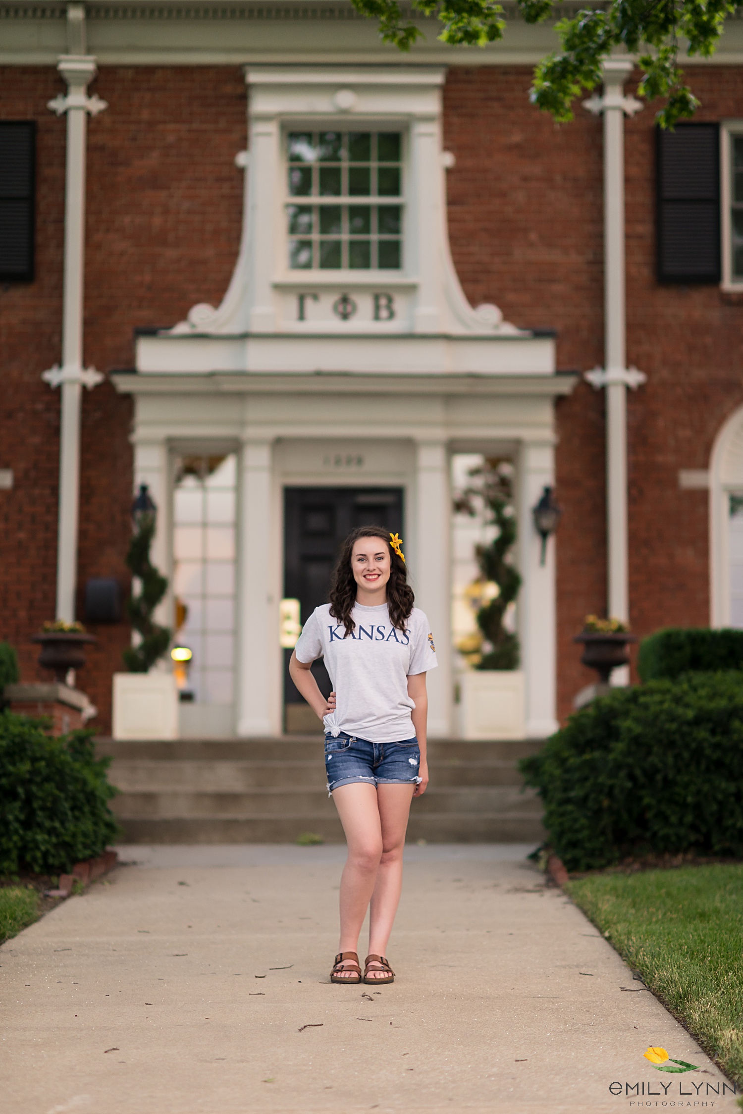 College-Graduation-Photos-College-Senior-Photos-KU-Grad-Photo-Emily-Lynn-Photography